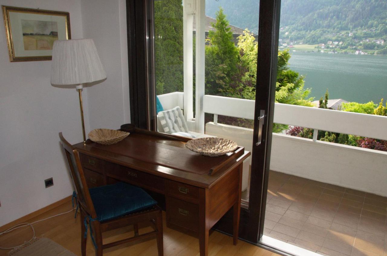 Gaestehaus Haerb Landskron Екстериор снимка
